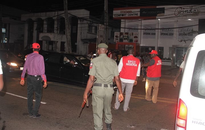  EFCC arrests 133 in Abuja over ponzi scheme academy raid 