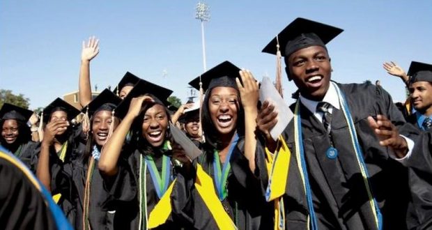  Fully funded foreign scholarships for students in 2025 Application deadlines  