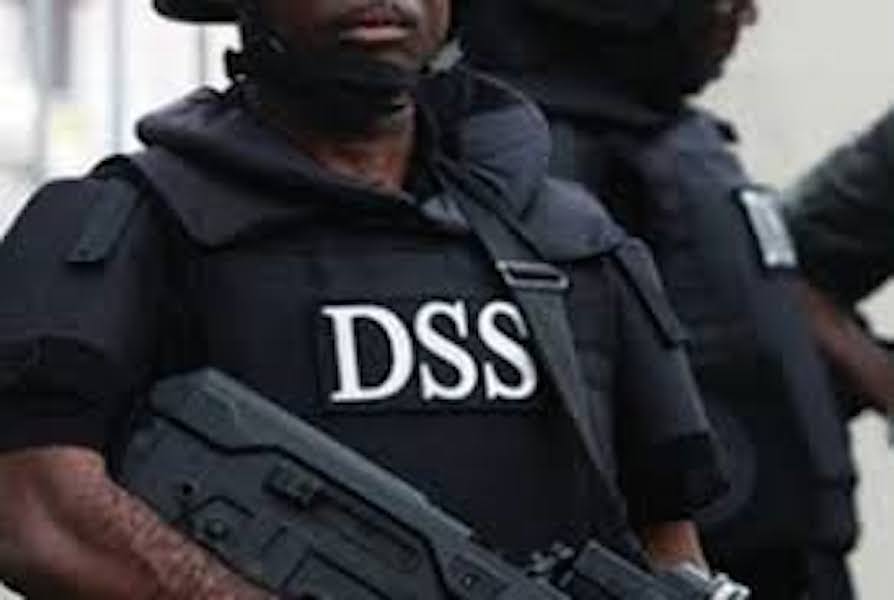  DSS reportedly invades media company arrests staff 