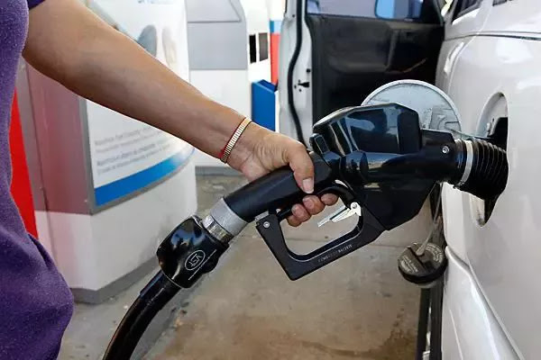 NNPC slashes petrol price again NNPC slashes petrol price again
