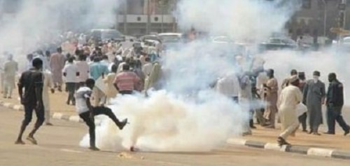  5 feared killed as Shiites clash with soldiers during pro Palestine procession 