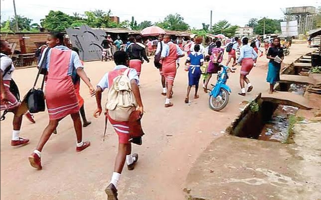  Habibiyyah Chief Imam faults school closures for Ramadan says it s unIslamic 