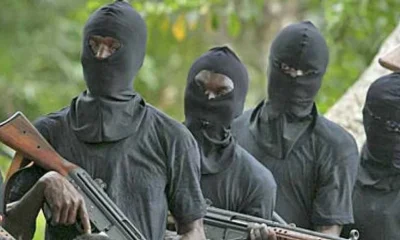  Gunmen murder 2 police officers in Yobe 