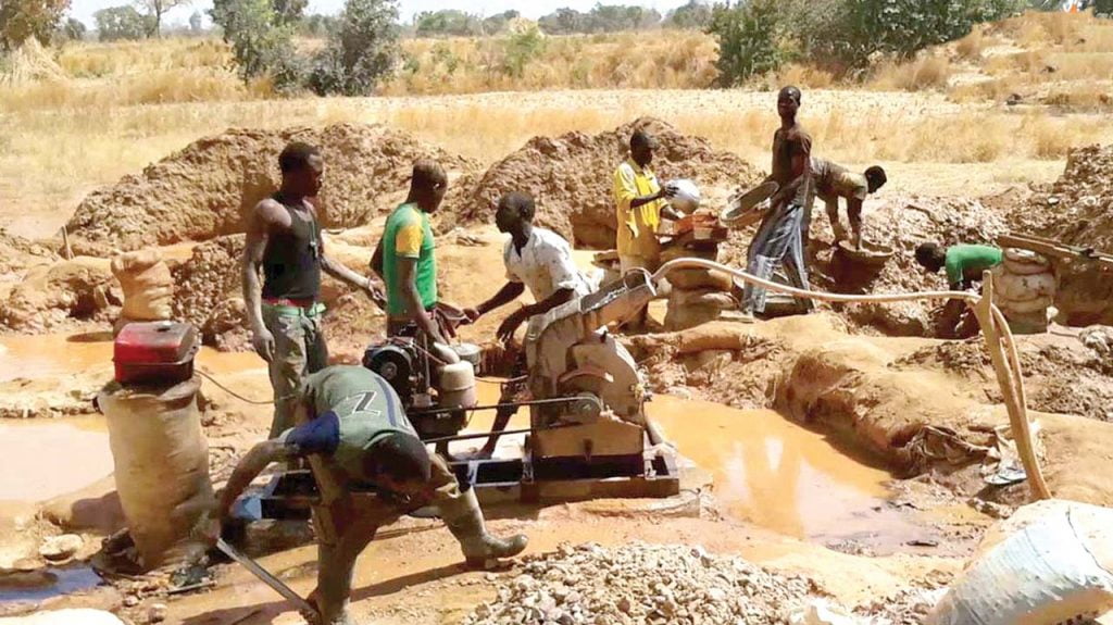Jos 13 killed in mining site collapse Jos 13 killed in mining site collapse