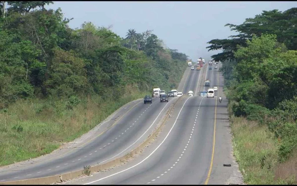 Works Minister Umahi orders nationwide removal of speed bumps from highways Works Minister Umahi orders nationwide removal of speed bumps from highways
