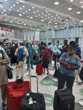 Domestic airline shortage worsens leaving passengers stranded across Nigeria Domestic airline shortage worsens leaving passengers stranded across Nigeria