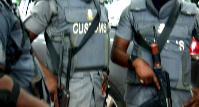 Customs promotes 1 419 junior officers Customs promotes 1 419 junior officers