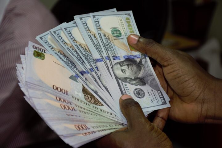Naira ends August on positive note as dollar weakens slightly Naira ends August on positive note as dollar weakens slightly
