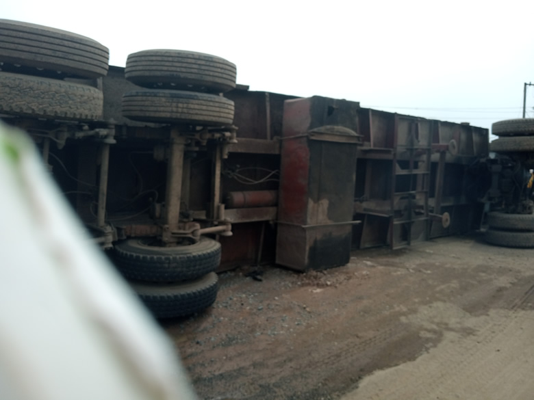 Many feared dead as truck plows into residential building in Anambra Many feared dead as truck plows into residential building in Anambra