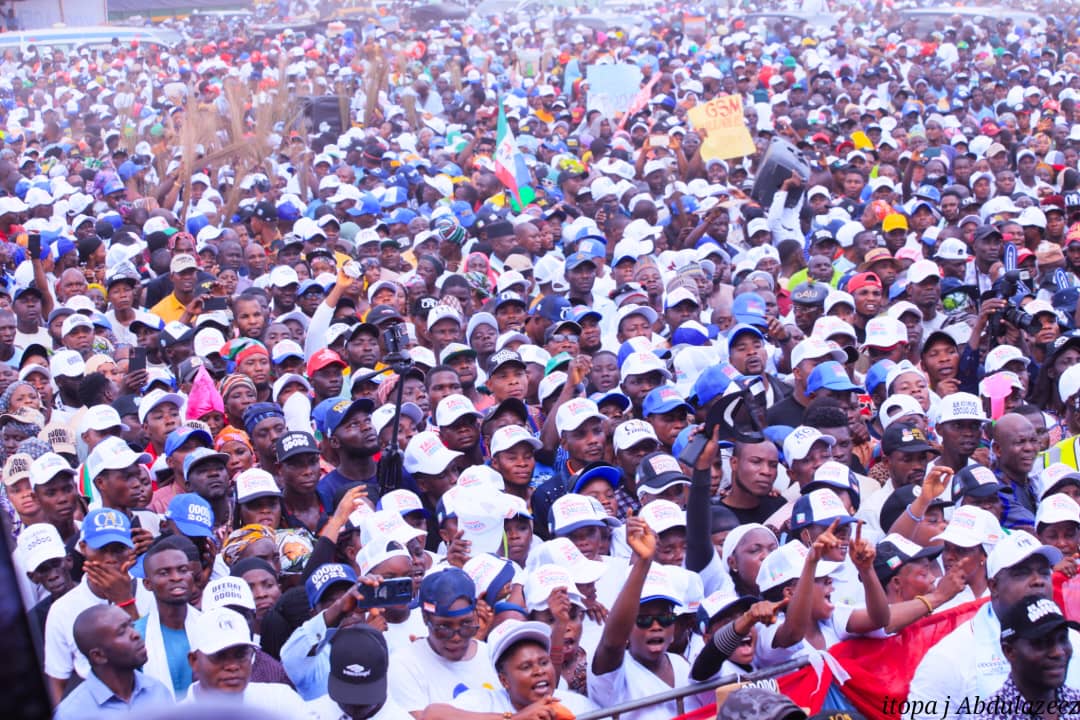  Over 100 APC members defect to NNPP in Kano 