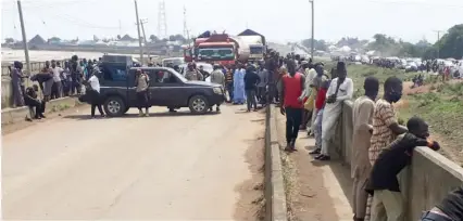 Tragic road accident claims 13 lives on Kaduna Abuja expressway Tragic road accident claims 13 lives on Kaduna Abuja expressway