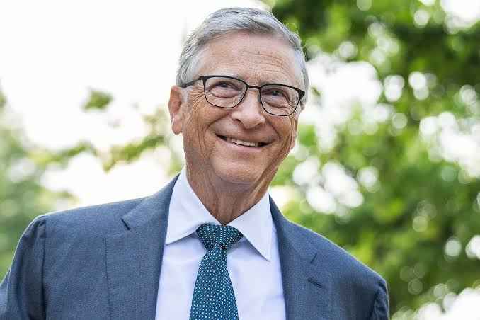 Bill Gates vows to donate almost all his wealth to shut down foundation Bill Gates vows to donate almost all his wealth to shut down foundation