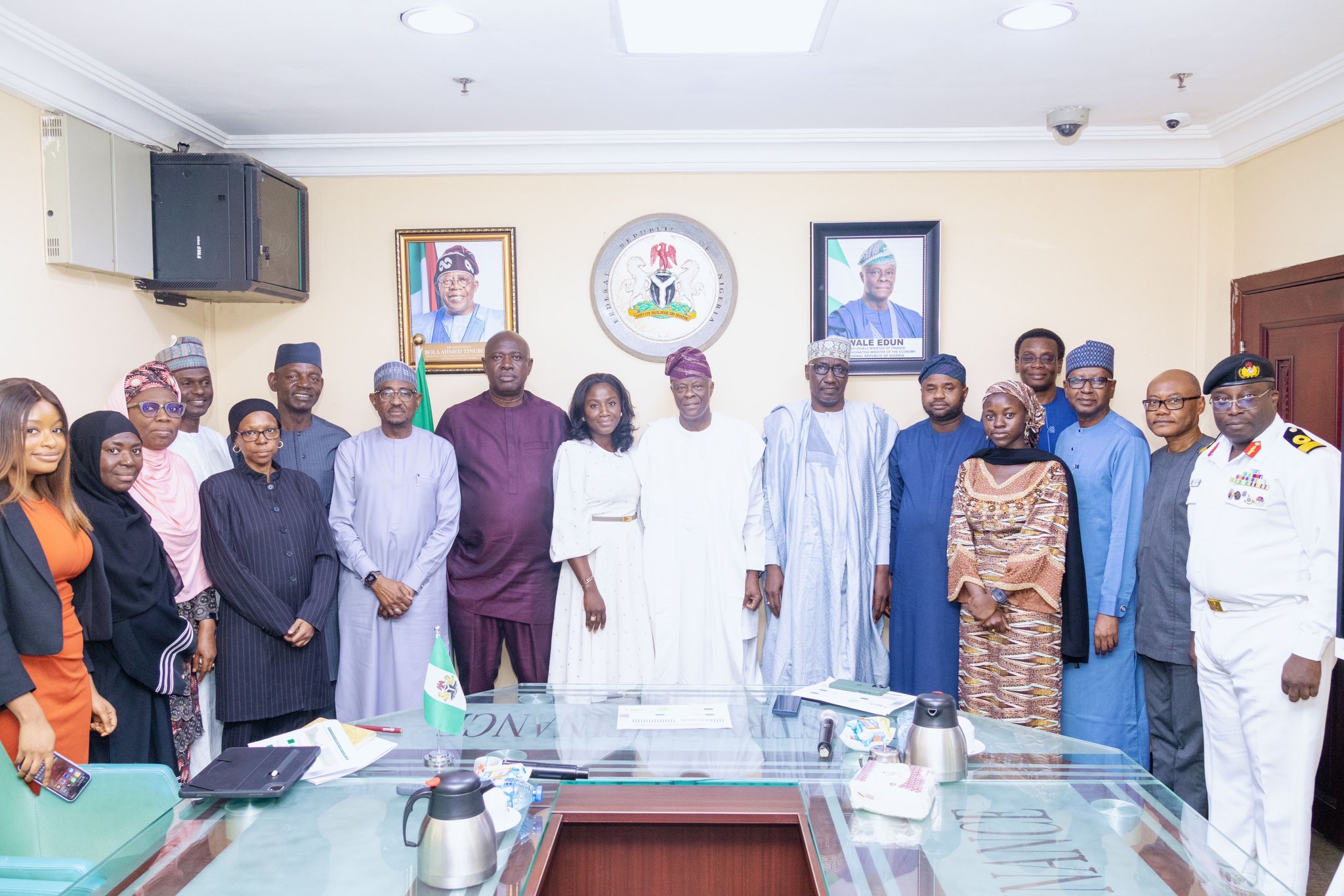 FG finally begins crude sales in naira to Dangote Refinery FG finally begins crude sales in naira to Dangote Refinery