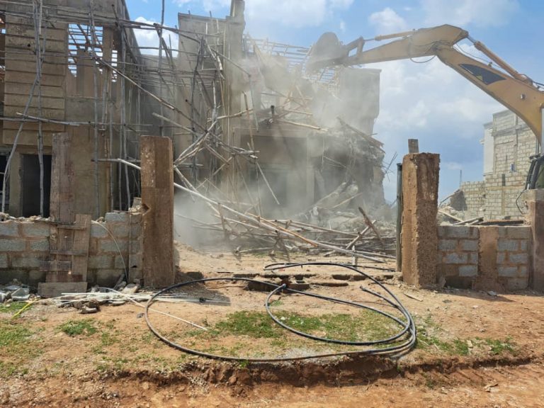 JUST IN 7 scavengers die while searching for iron rods in Abuja 8217 s building JUST IN 7 scavengers die while searching for iron rods in Abuja s building