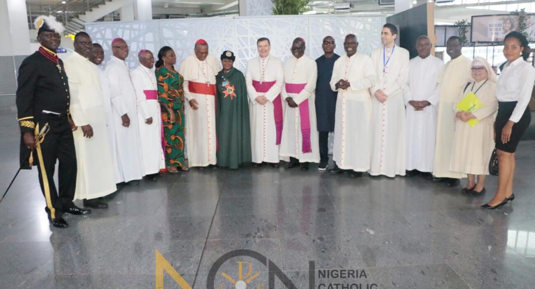 CBCN Papal Knights welcome new Apostolic Nuncio in grand style CBCN Papal Knights welcome new Apostolic Nuncio in grand style