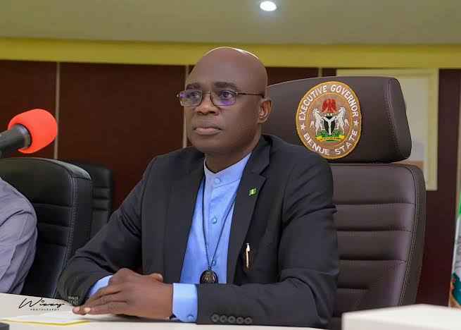 One killed in deadly crash involving Benue governor s convoy One killed in deadly crash involving Benue governor s convoy
