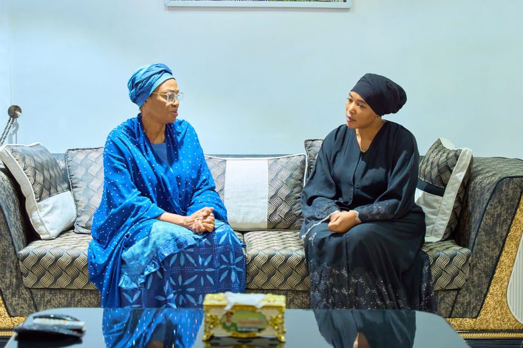 First Lady pays condolence visit to Lagbaja s family First Lady pays condolence visit to Lagbaja s family