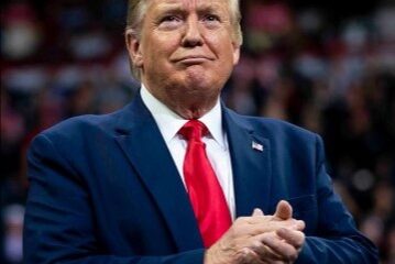  Trump suspends 2 2bn funding for Harvard University 