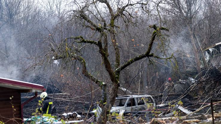 1 feared dead as DHL cargo plane crashes in Lithuania 1 feared dead as DHL cargo plane crashes in Lithuania