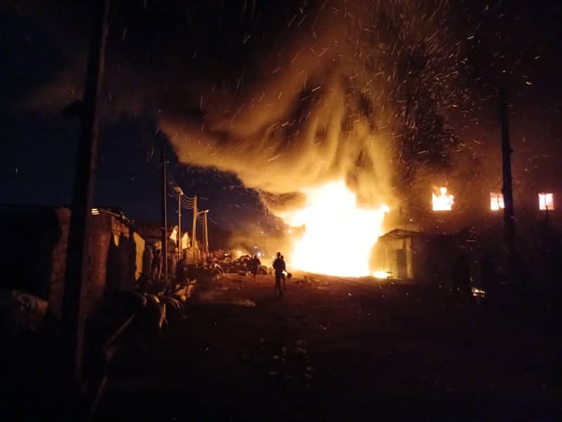 JUST IN Fire engulfs Ibadan spare parts market JUST IN Fire engulfs Ibadan spare parts market