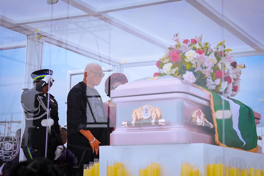 Emotional tributes Gov Eno reveals how he met fell in love with late wife Emotional tributes Gov Eno reveals how he met fell in love with late wife
