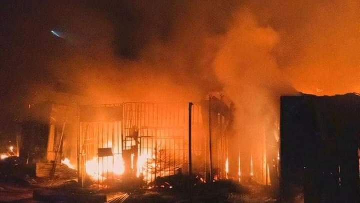 Fire guts shops at popular Damaturu market Fire guts shops at popular Damaturu market