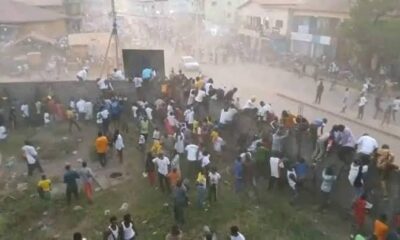  Dozens feared killed in violent clashes at football match in Guinea 