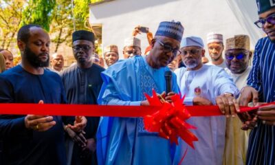  Seyi Tinubu donates e Library to support young lawmakers 