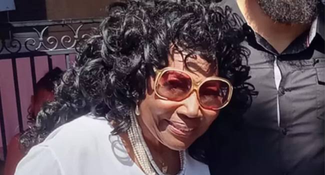 Body of Hollywood actress Dalyce Curry found in LA home fire Body of Hollywood actress Dalyce Curry found in LA home fire
