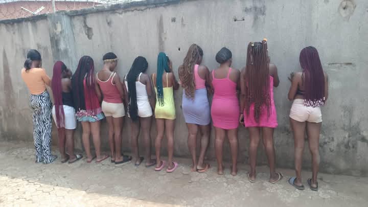 10 s x workers rescued in Anambra 10 s x workers rescued in Anambra