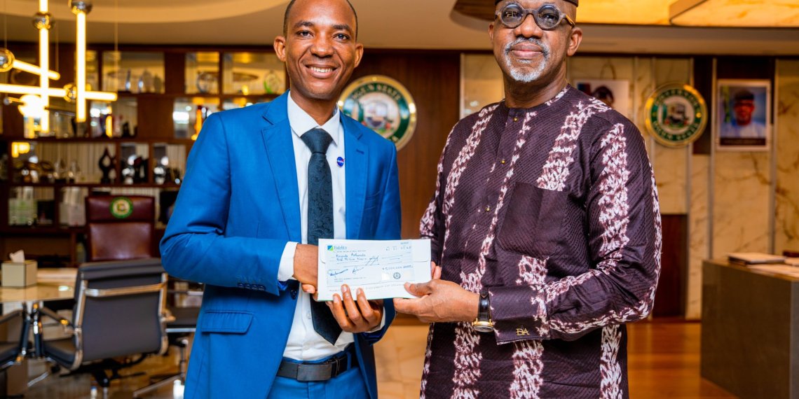 Ogun governor rewards global teacher prize finalist with N5m house Ogun governor rewards global teacher prize finalist with N5m house