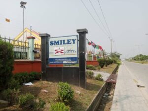 Lagos closes school as pupil dies in swimming pool Lagos closes school as pupil dies in swimming pool