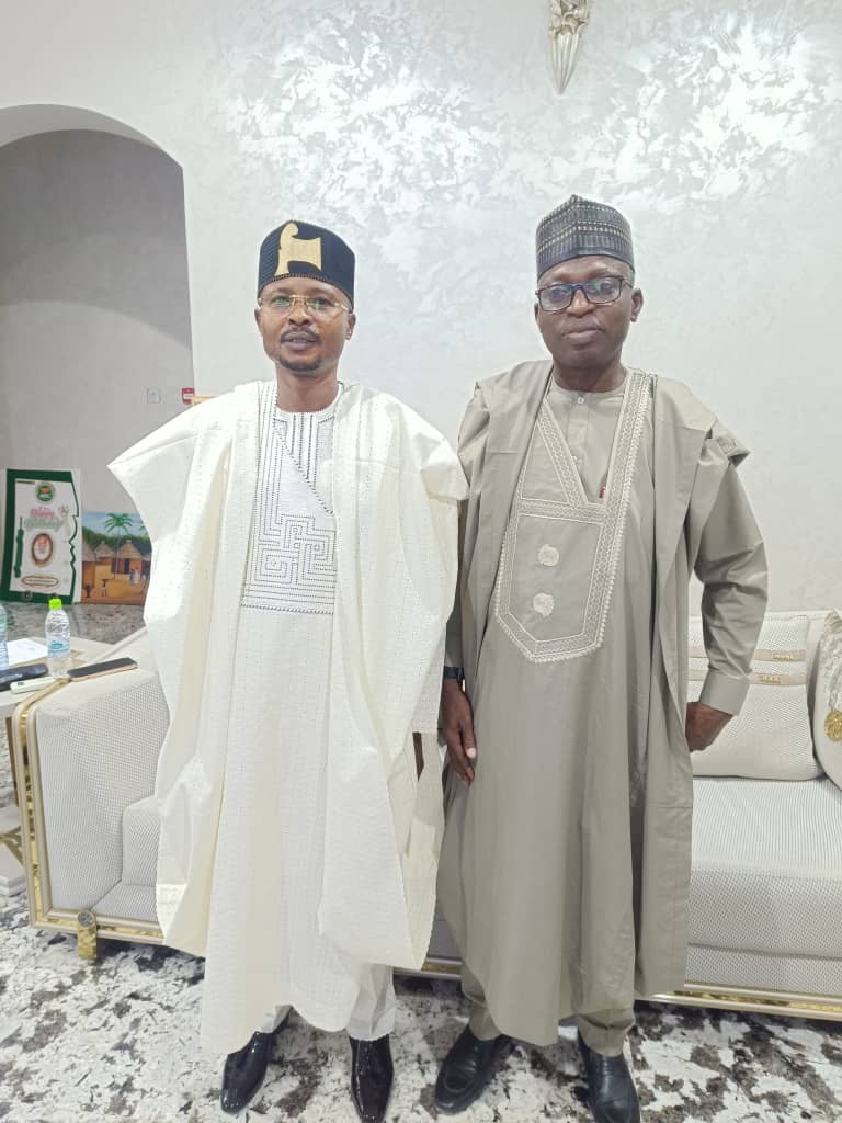 Minister 8216 engages 8217 Abejide as lawmaker pushes for mass housing scheme for constituency Minister engages Abejide as lawmaker pushes for mass housing scheme for constituency