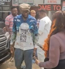  2face seen shopping with new lover day after mother raised alarm over his whereabouts 