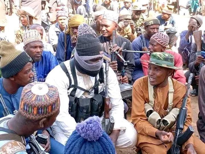 Notorious bandit leaders surrender to Nigerian Army in Katsina free hostages Notorious bandit leaders surrender to Nigerian Army in Katsina free hostages