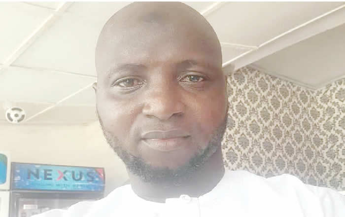 Hoodlums stab Uber driver to death dump body on Lagos road Hoodlums stab Uber driver to death dump body on Lagos road