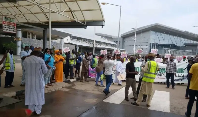 Strike Workers ground activities at Kano airport over minimum wage Strike Workers ground activities at Kano airport over minimum wage