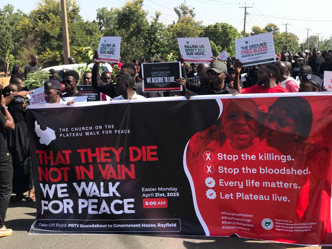 BREAKING Outrage in Jos as residents protest killings by suspected militants BREAKING Outrage in Jos as residents protest killings by suspected militants