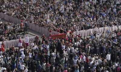  Thousands pay tributes as Pope Francis body lies in state at St Peter s Basilica 