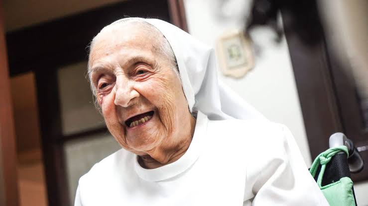 World s oldest person Brazilian Nun dies at 116 World s oldest person Brazilian Nun dies at 116