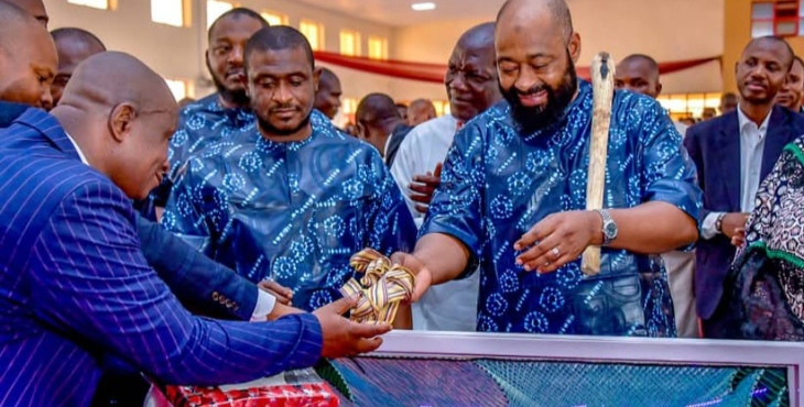 Niger gov donates N50m to Living Faith Church promises road construction Niger gov donates N50m to Living Faith Church promises road construction