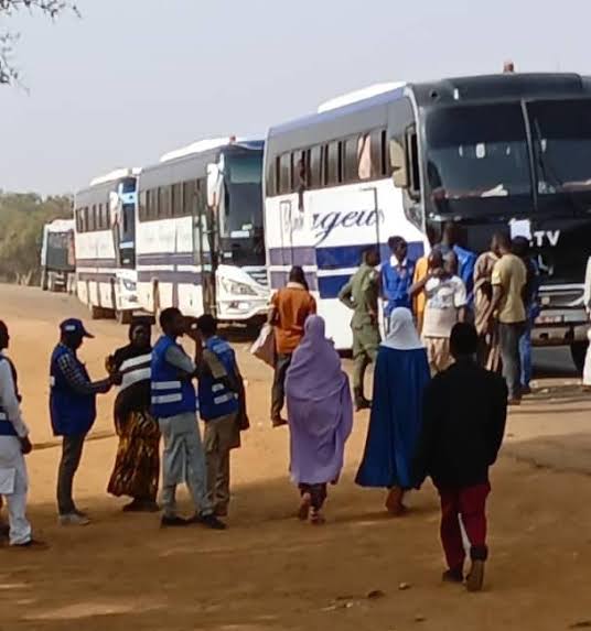 FG moves to repatriate 15 000 stranded Nigerians from abroad FG moves to repatriate 15 000 stranded Nigerians from abroad