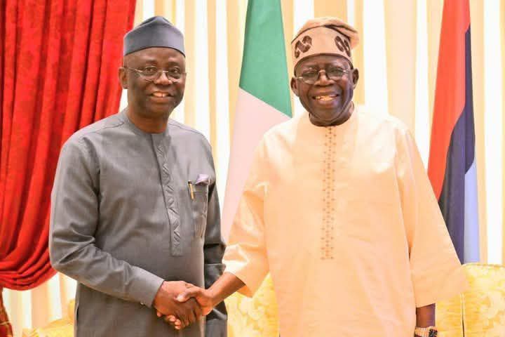  Pastor Tunde Bakare visits Tinubu in Lagos 