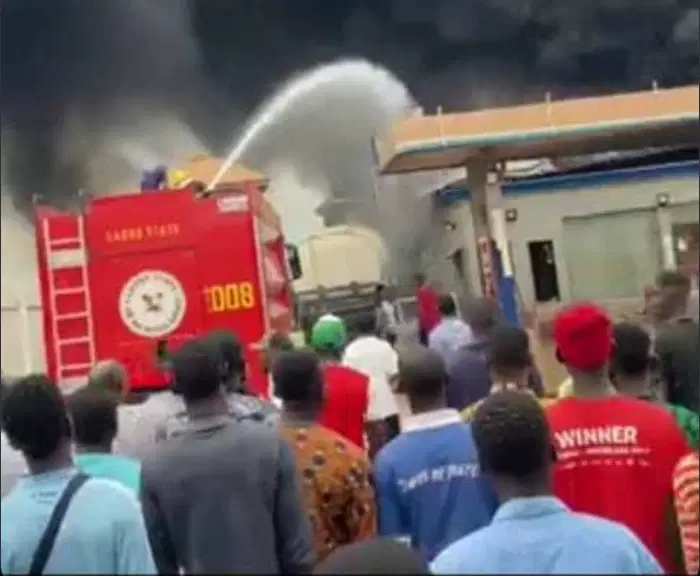 Panic as fire guts fuel station commercial building in Lagos Panic as fire guts fuel station commercial building in Lagos