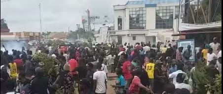 JUST IN 7 passengers killed as youths reportedly attack bus in Plateau JUST IN 7 passengers killed as youths reportedly attack bus in Plateau