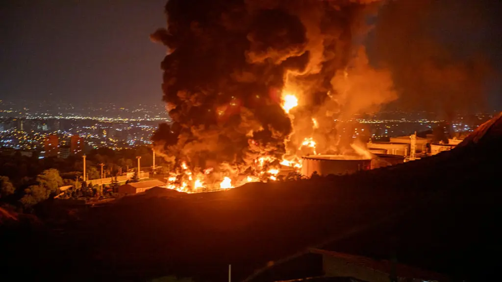 Iran downplays impact of U S airstrikes on nuclear facilities Iran downplays impact of U S airstrikes on nuclear facilities