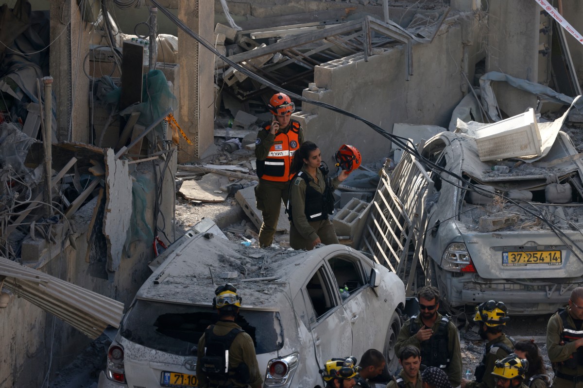  Iran missile strikes kill 5 injure 92 in central Israel MDA confirms 
