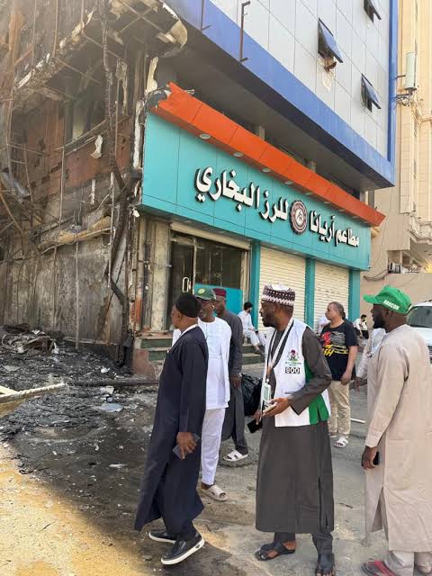 Hotel housing Nigerian pilgrims in Makkah catches fire Hotel housing Nigerian pilgrims in Makkah catches fire