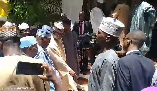 Amaechi Atiku Osibanjo Tambuwal others arrive Daura for Buhari s final burial rites Amaechi Atiku Osibanjo Tambuwal others arrive Daura for Buhari s final burial rites
