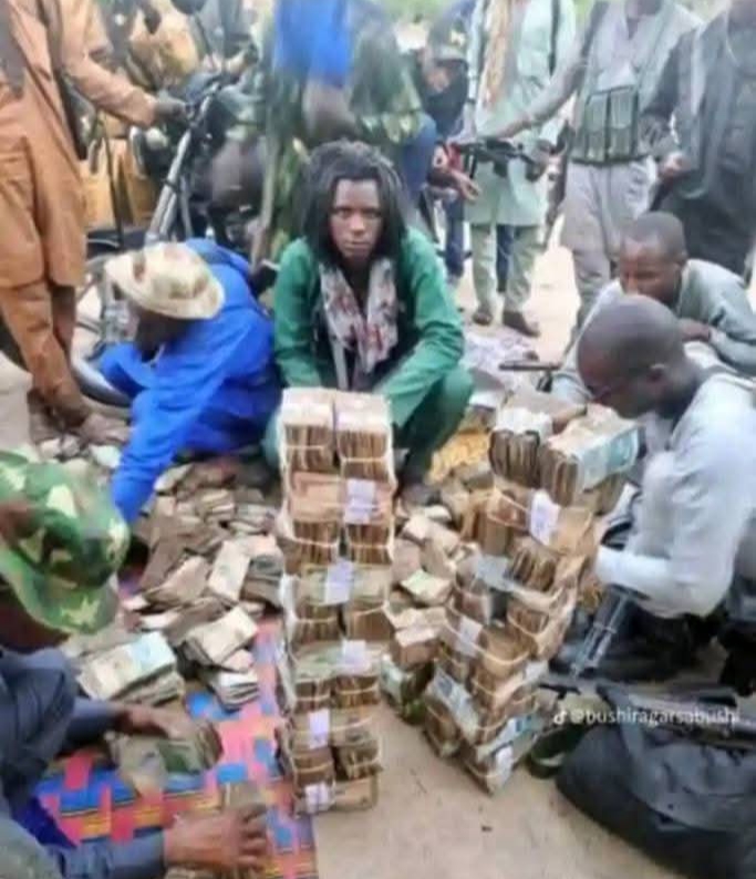Bandits offer Nigerian soldiers N13 7m bribe get surprise reaction Bandits offer Nigerian soldiers N13 7m bribe get surprise reaction